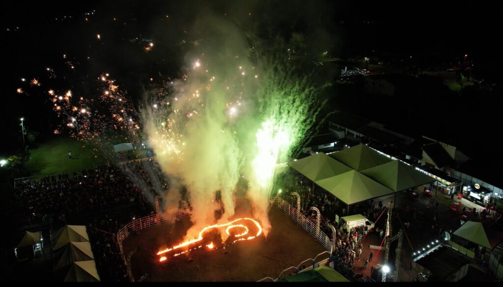 Prefeitura realiza um grande evento em comemoração ao 33 anos de emancipação politica.